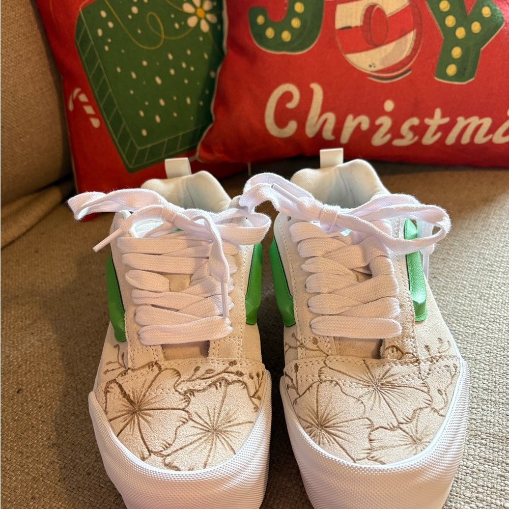 Vans with custom hand burned Floral size 9.5